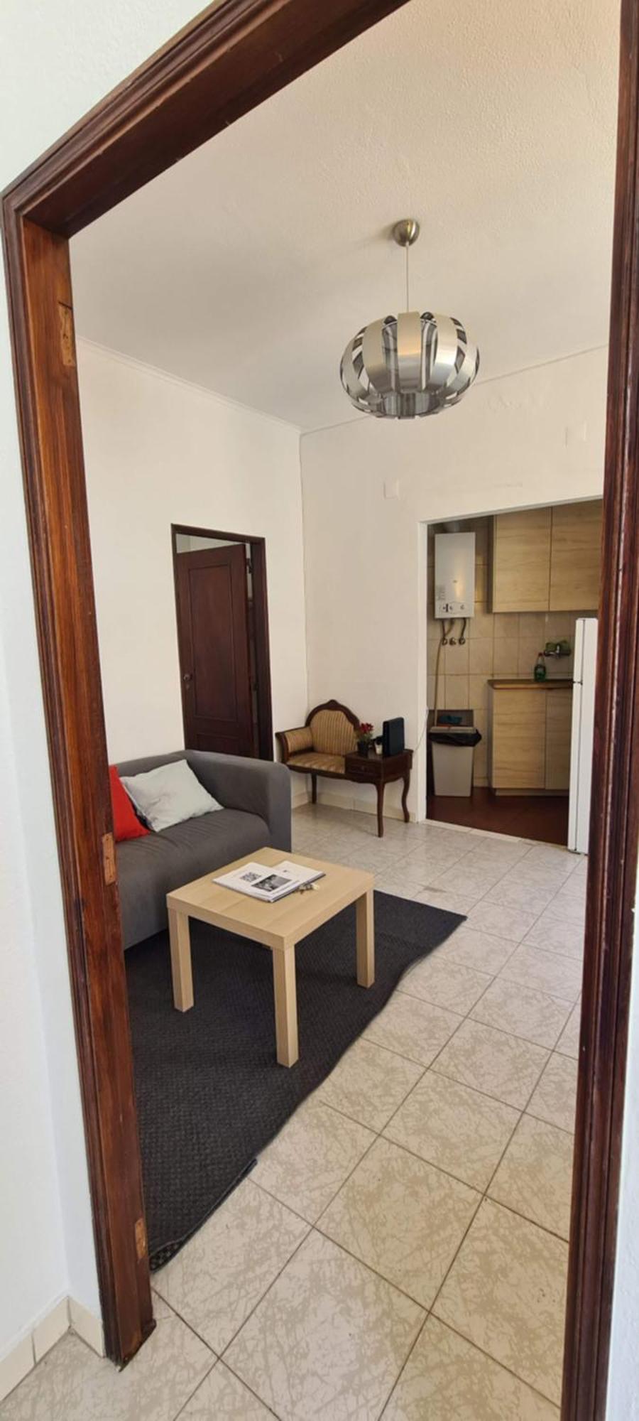 2 Bedroom Apartment For 4 People With Free Public Parking Lisboa Exteriör bild